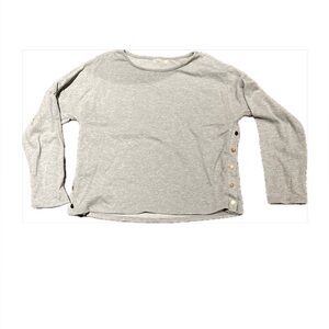 Heart and hips gray sweater with gold buckles on both sides